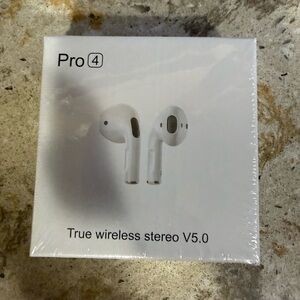 Pro 4 True Wireless Stereo Earbuds - White